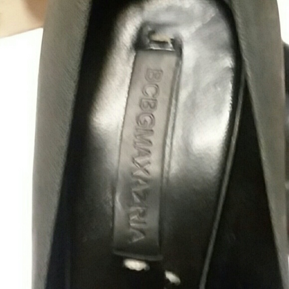 Olive leather heels like New - Picture 4 of 4